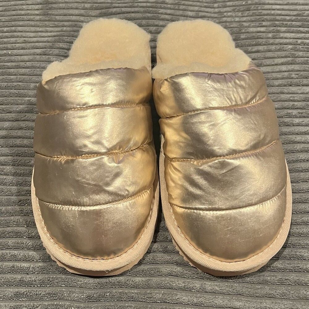 Alpine Design Slippers Womens Sz 8 Lara Metallic Gold Sherpa Puffer Wool Blend
